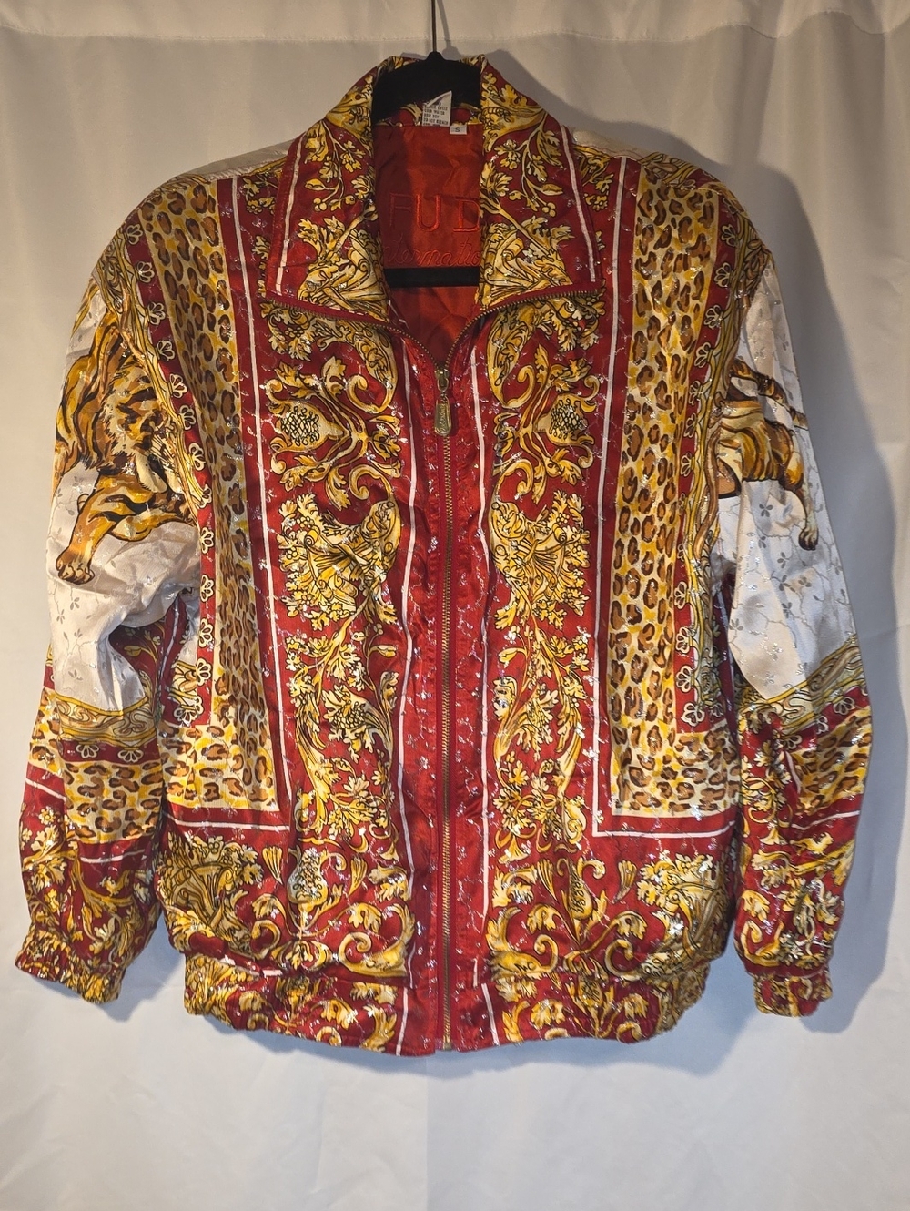 Silk Fuda Int. 90s Vintage  Baroque-Print Red & Gold Bomber Jacket Oversized   S